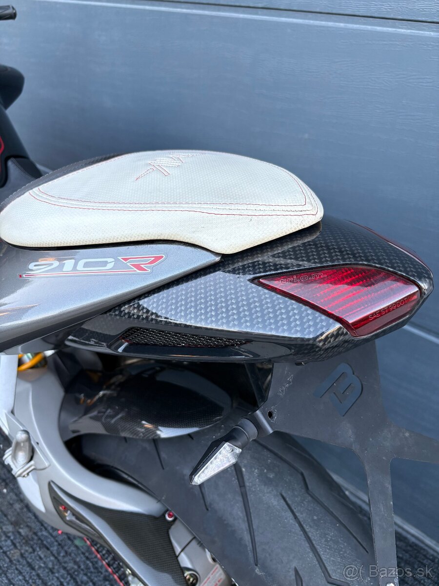 MV Agusta Brutale 910R - 16