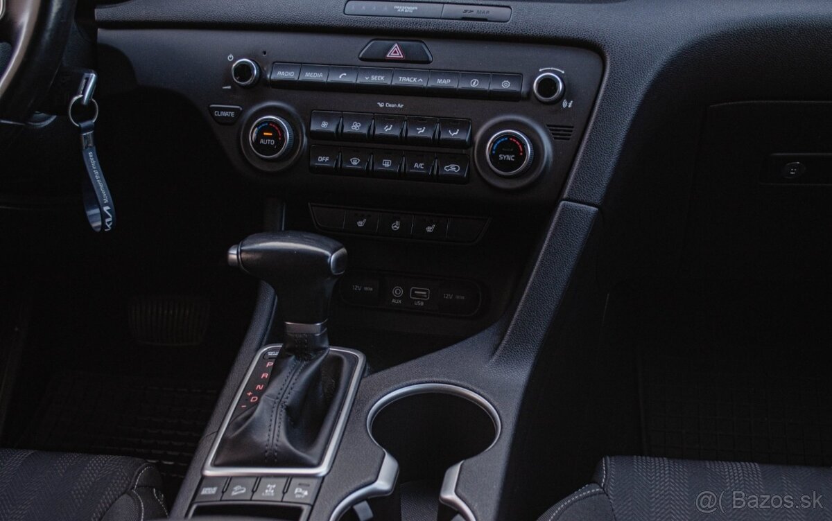 Kia Sportage 2.0 CRDi 4WD A/T - 16