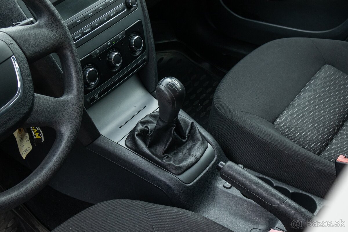 Škoda Octavia 1.6 MPI Ambiente - 16