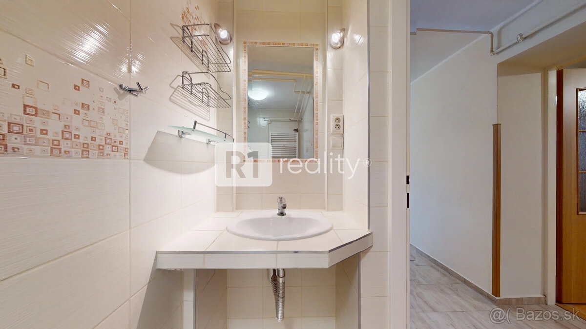 Rodinný dom 2+K / Banka pri Piešťanoch - 16