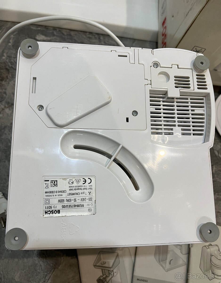 Bosch mum 4875EU kuchynský robot 600w - 16