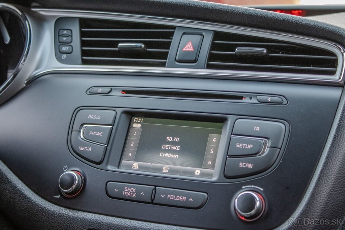 Kia CEED SW 99kW, MT6, Silver - 16