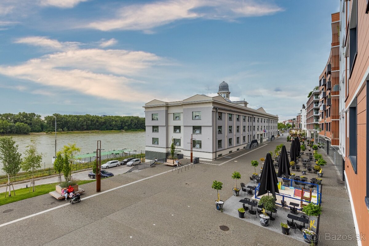Prémiový 2-izbový byt v centre Bratislavy - 16