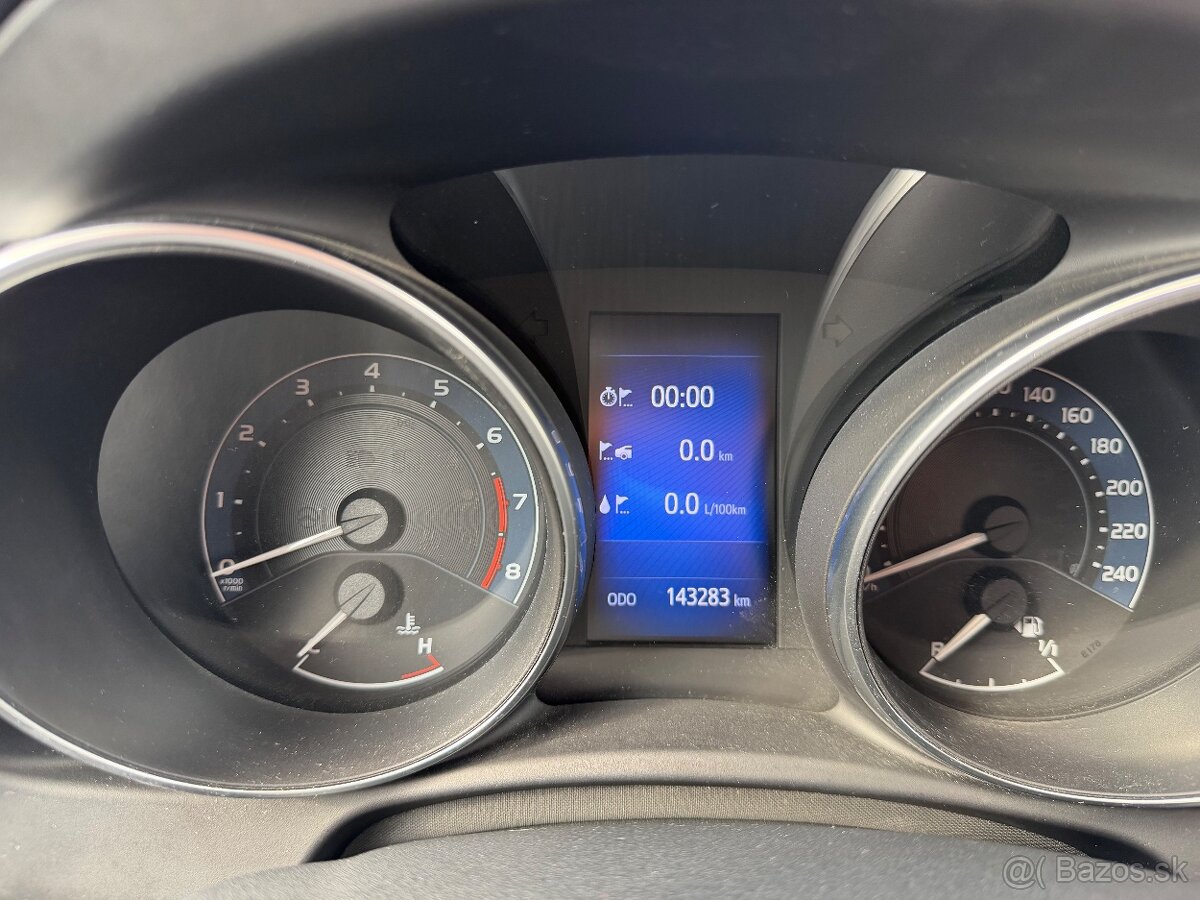 Toyota Auris 1.6 benzín 97kW Active Trend Plus - 16