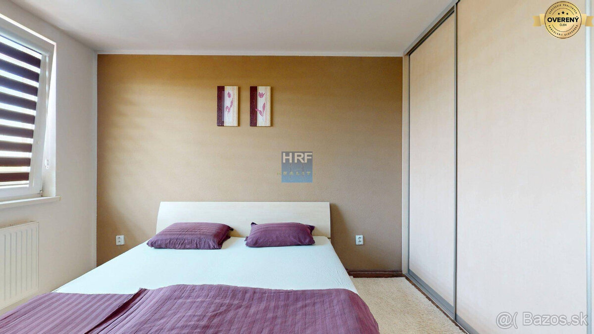 Na predaj pekný zariadený dom v meste Holíč. - 16