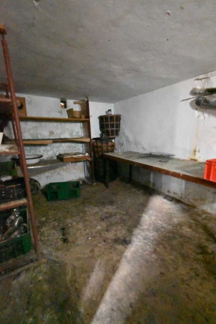 Viničné: rodinný dom postavený na pozemku 854 m2 - 16