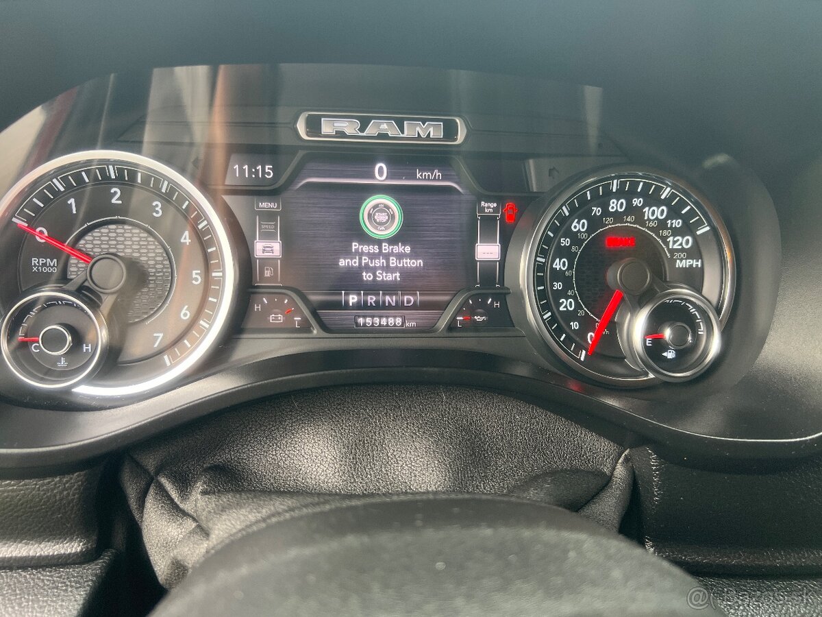 Dodge Ram 1500 5.7 Hemi - 16