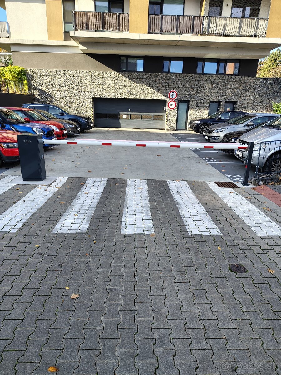 Predám 1 izbový apartmán - 16