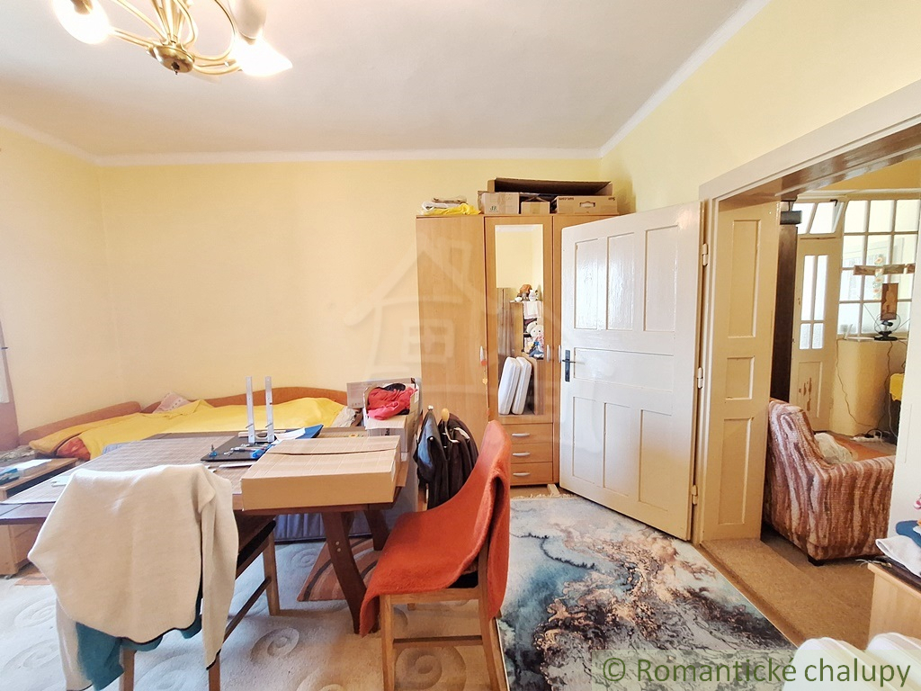 Ihneď obývateľný rodinný dom na rozľahlom pozemku na okraj - 16