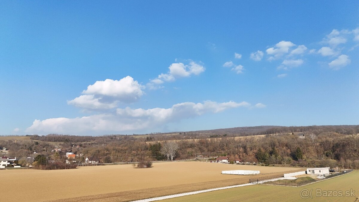 5 izbový RD na 1313 m2 pozemku blízko Piešťan - 16