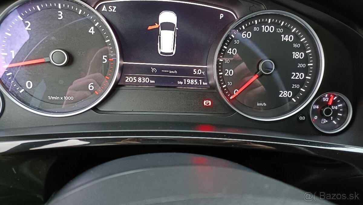 VPLKSWAGEN TOUAREG 7P BLUEMOTION 3.0 TDI V6 150 kW - 16