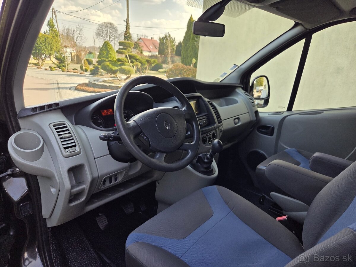 Predám 5 MIESTNU DODÁVKU Renault Trafic LONG - 16