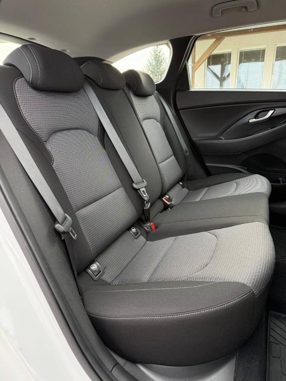 Hyundai i30 CW 1.6 CRDi 110 Comfort - 16