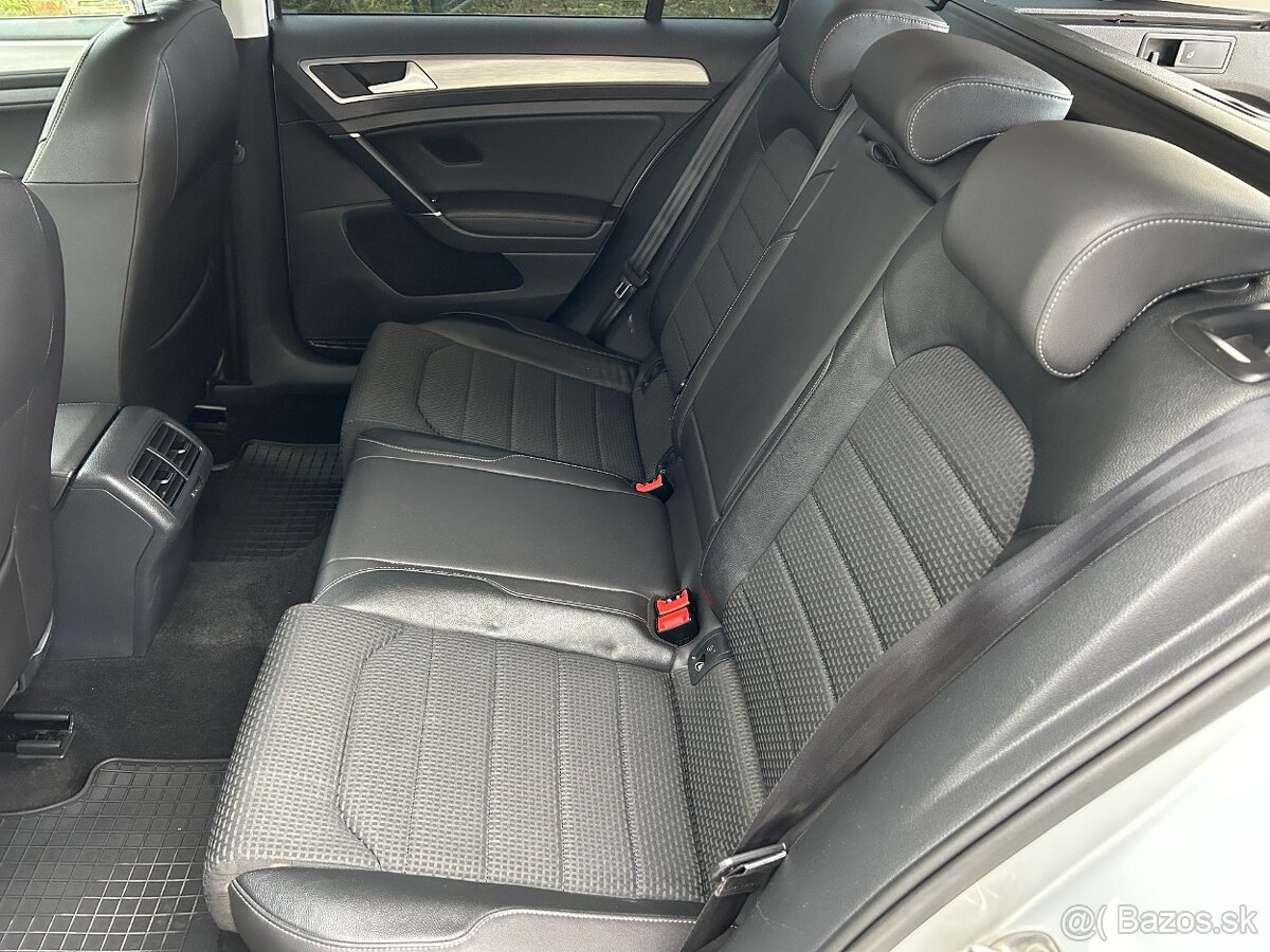 VW GOLF VARIANT 1,6 TDI,r.v2014,KÚP. SK,2.MAJITEĽ,PO SERVISE - 16