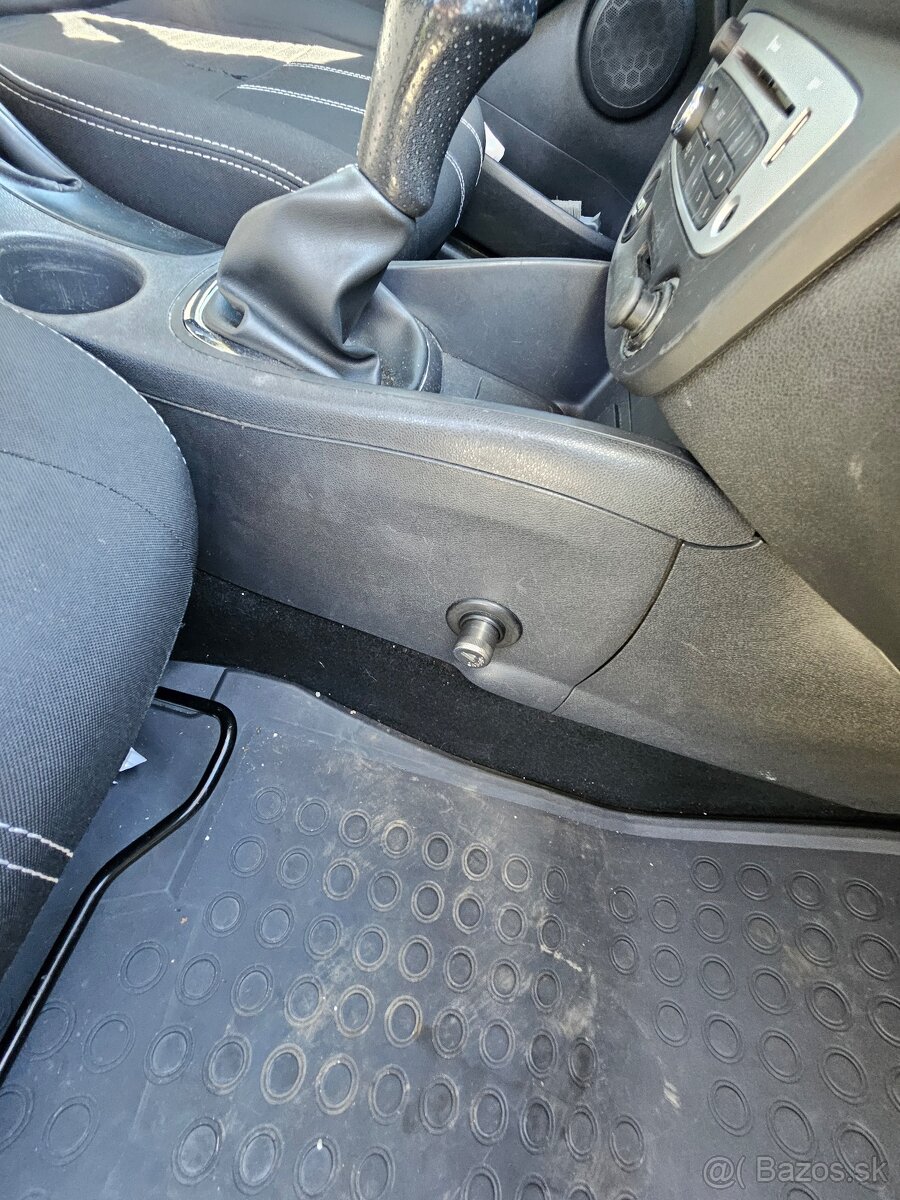 Fluence 1.6 16V Limited, ťažné, LPG, 80kw, EURO 5 - 16