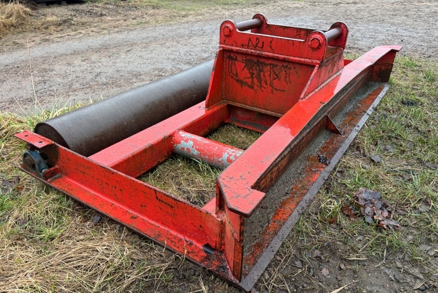 Prodám minibagr Wacker Neuson, 2013, 4580mth - 16