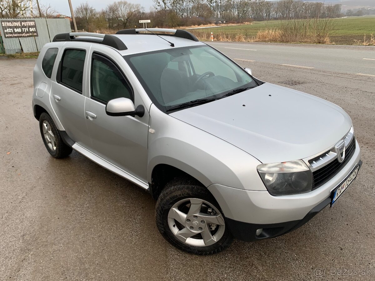 Dacia Duster 4x4 TOP STAV - 16