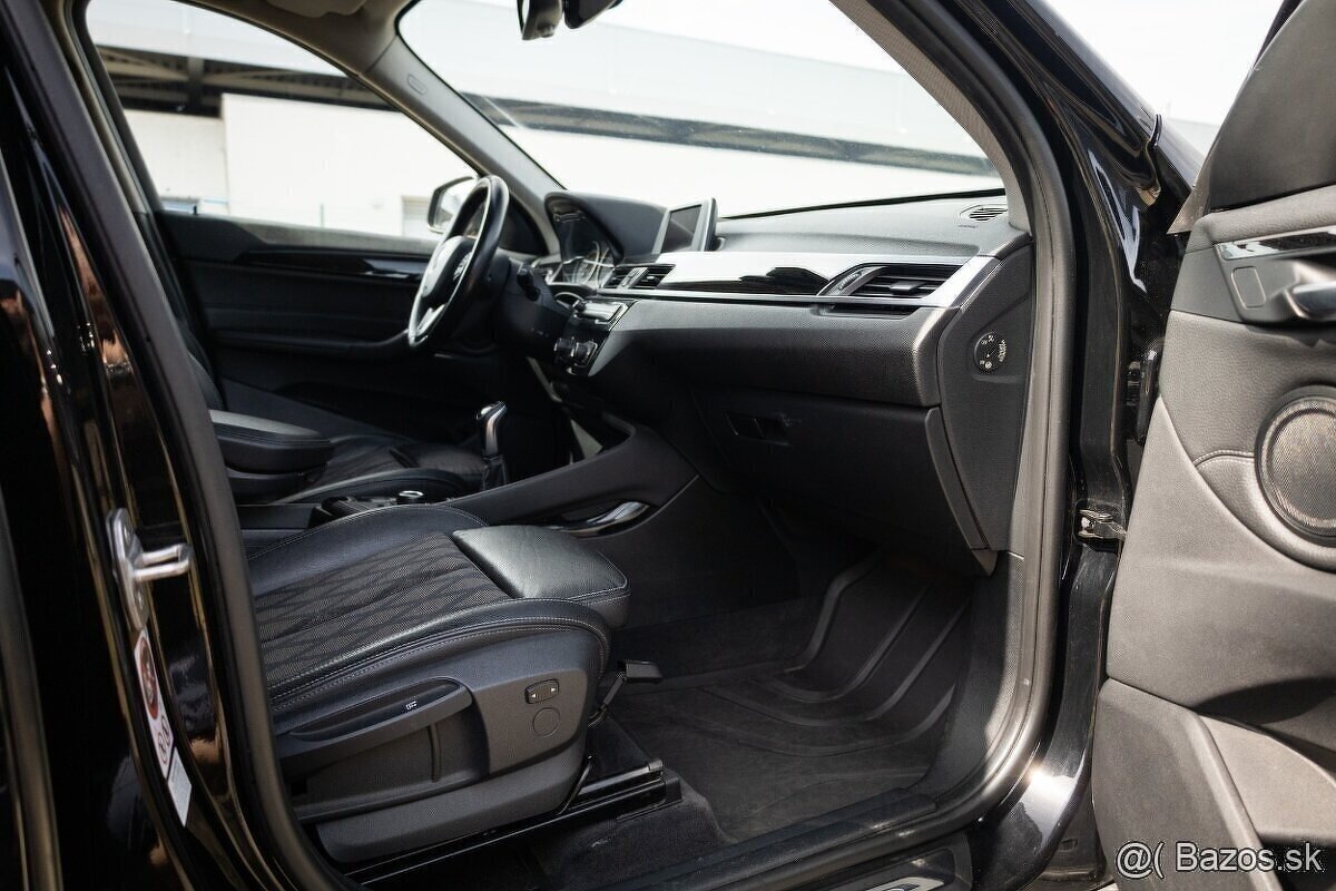 BMW X1 xDrive 18d xLine - 16