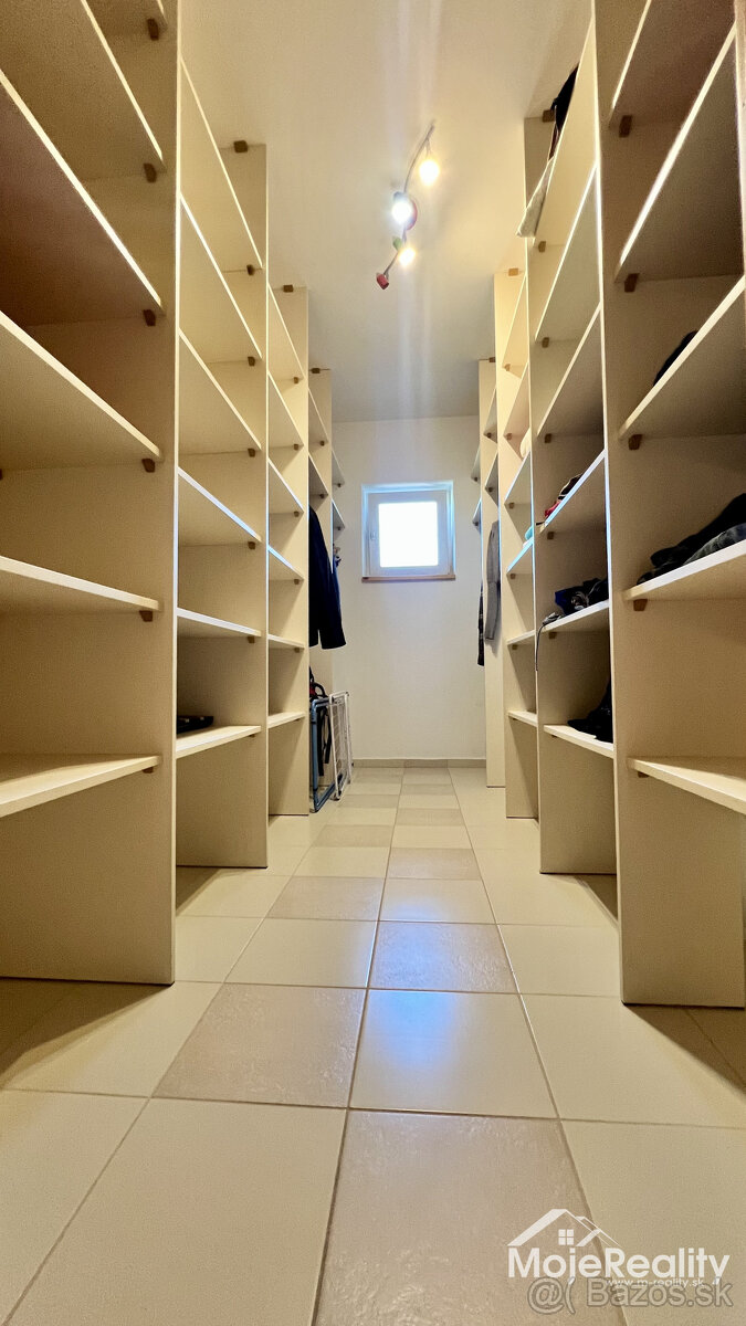 Zľava 10.000 Eur 4-izbový rodinný dom v obci Rybany, skolaud - 16