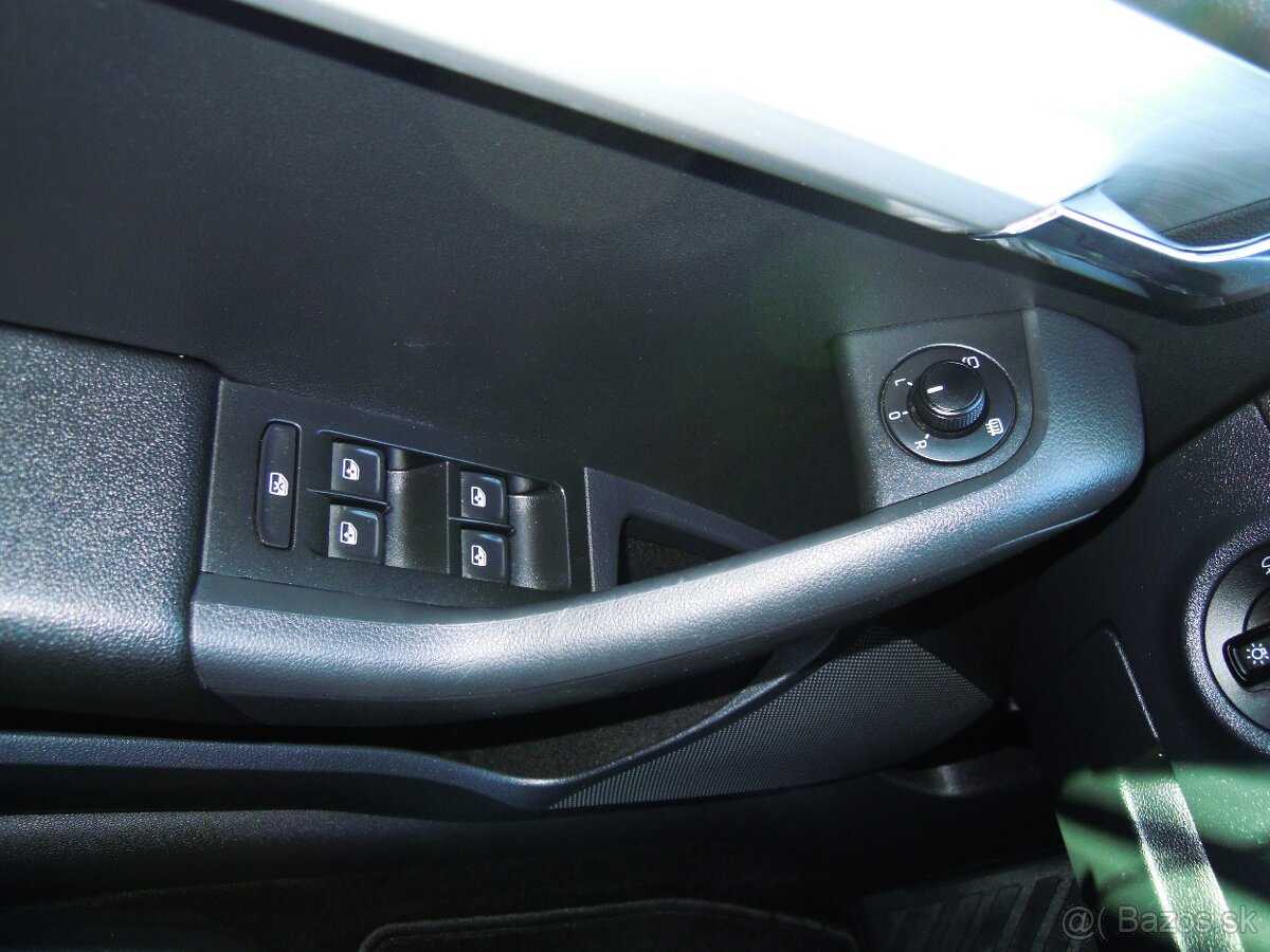 Škoda Octavia, 2.0TDi TOUR-ROZVODY-SERVIS - 16