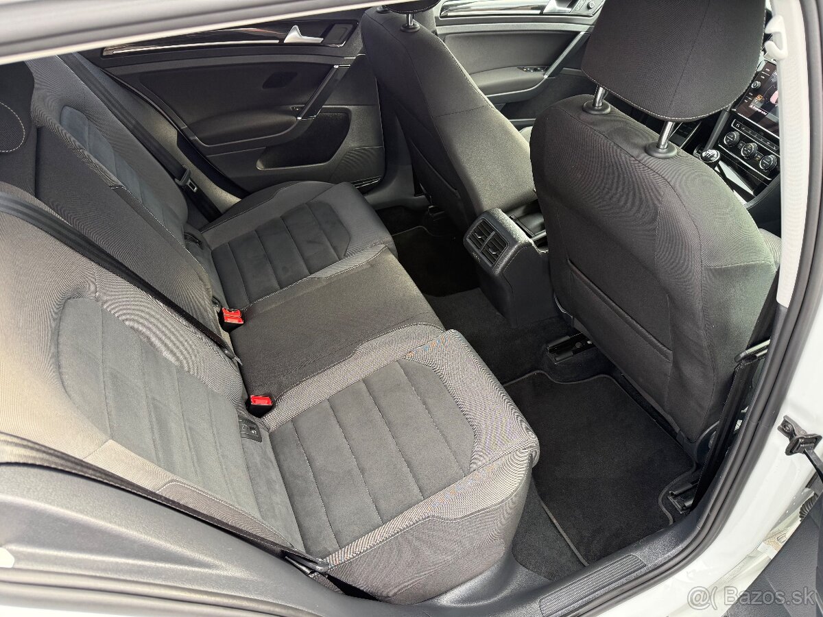 Volkswagen Golf VII Highline 2.0Tdi - 16