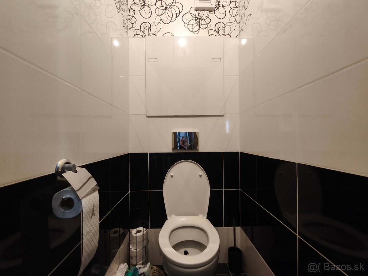 Moderný trojizbový byt s loggiou - 16