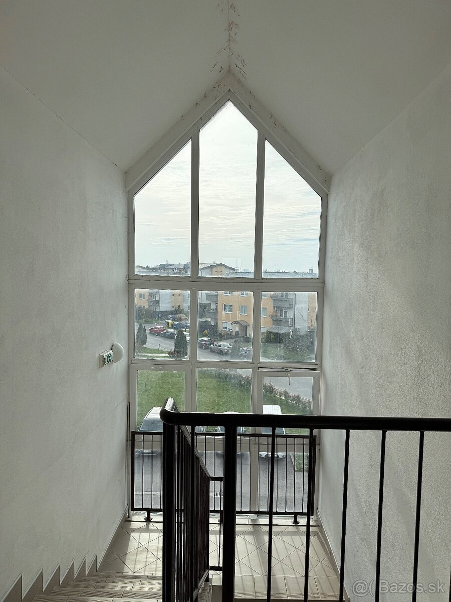 KRÁSNY, ŠTARTOVACÍ 2izb. BYT S BALKÓNOM, MOST PRI BRATISLAVE - 16
