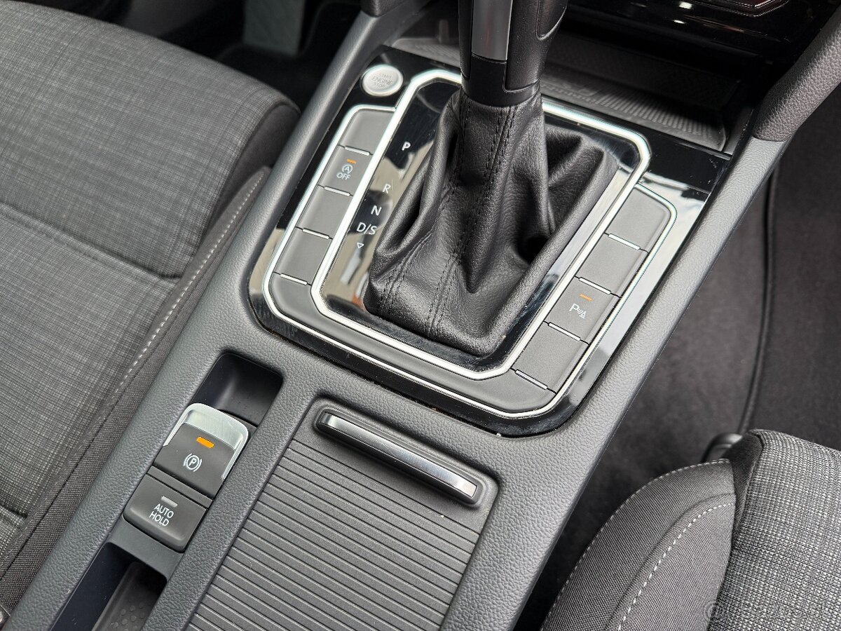 VW Passat B8 Variant 2.0 TDI 110kW DSG - záruka Autodraft - 16