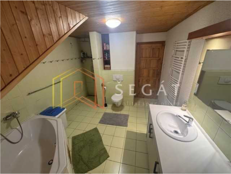 Prodej dvou RD v Komni okr Uh Hradiště Zlínský kraj - 16