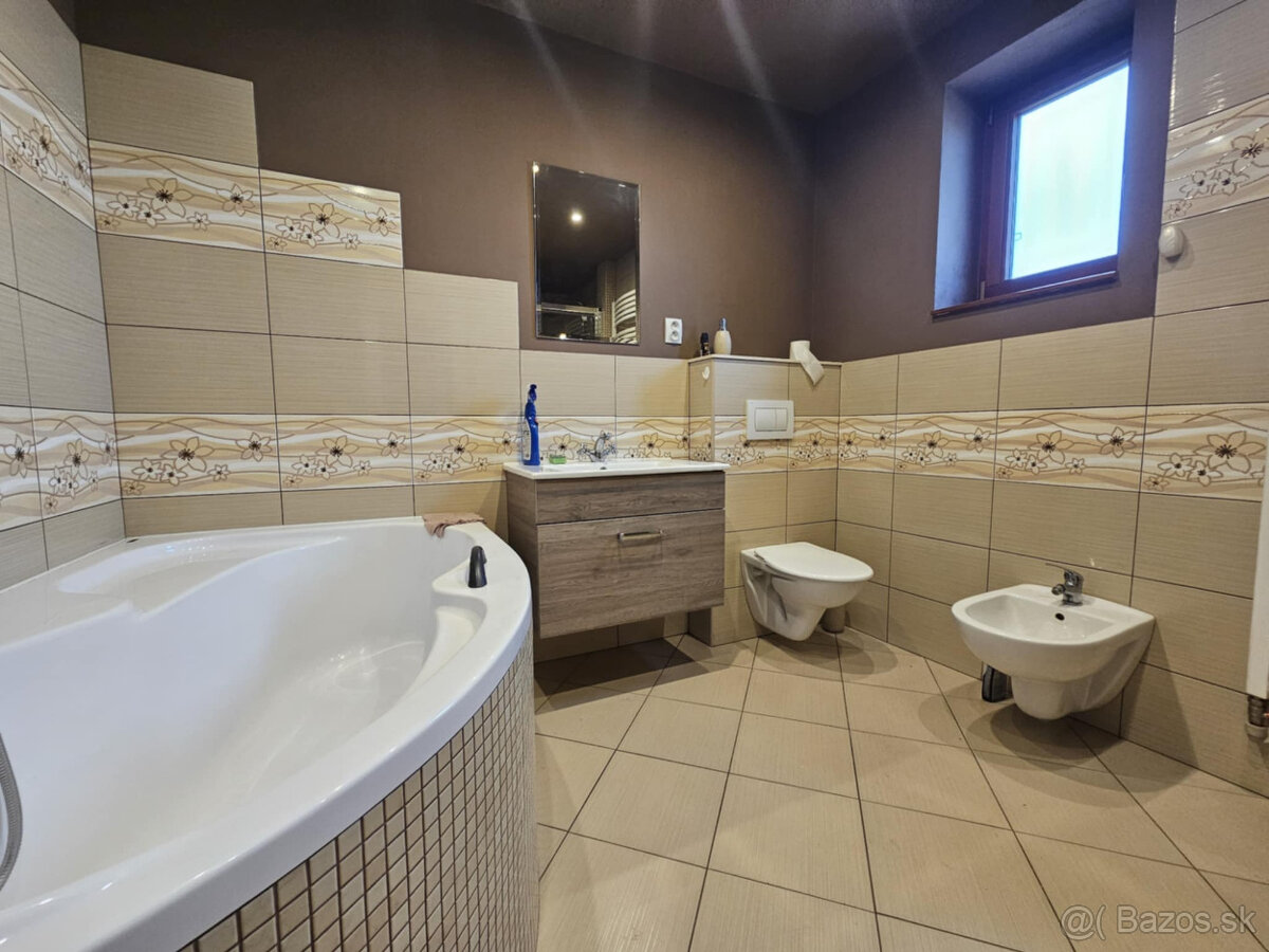 Ponúkame rodinný dom v Tornali.Znížená cena - 16