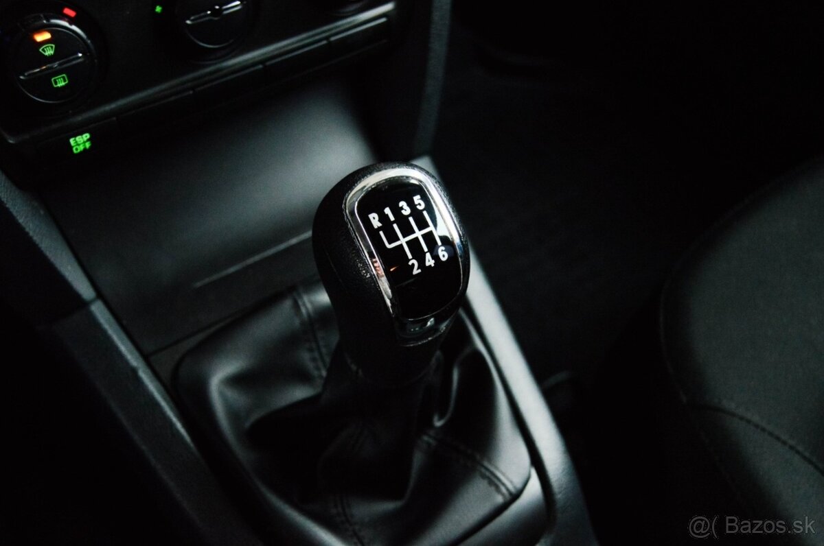 Škoda Octavia Combi 2.0 TDI Ambiente - 16