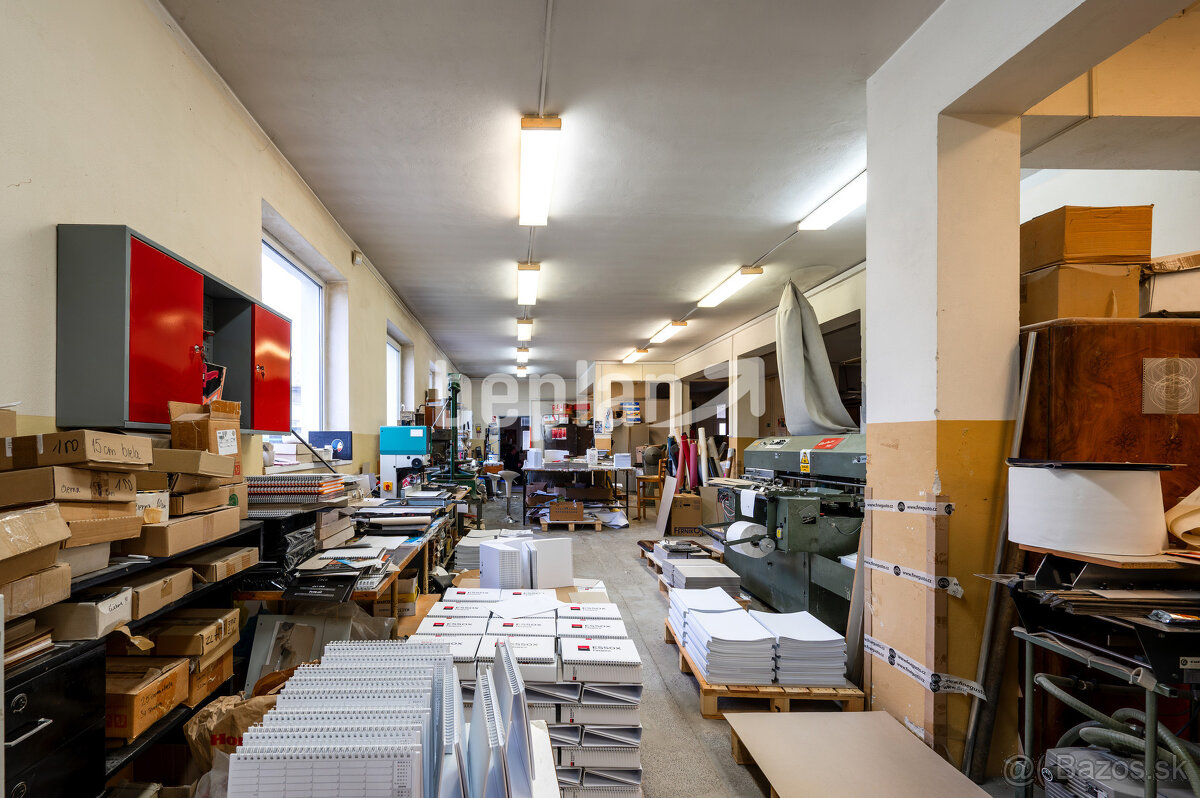 Na predaj polyfunkčná budova v centre Martina - 16