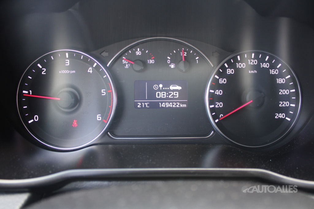 Kia Carens 1,7 CRDi 104 kW - 16