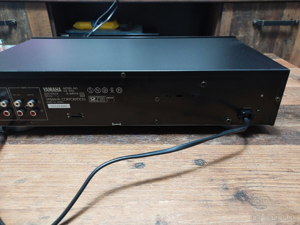 YAMAHA EQ-550 - 16