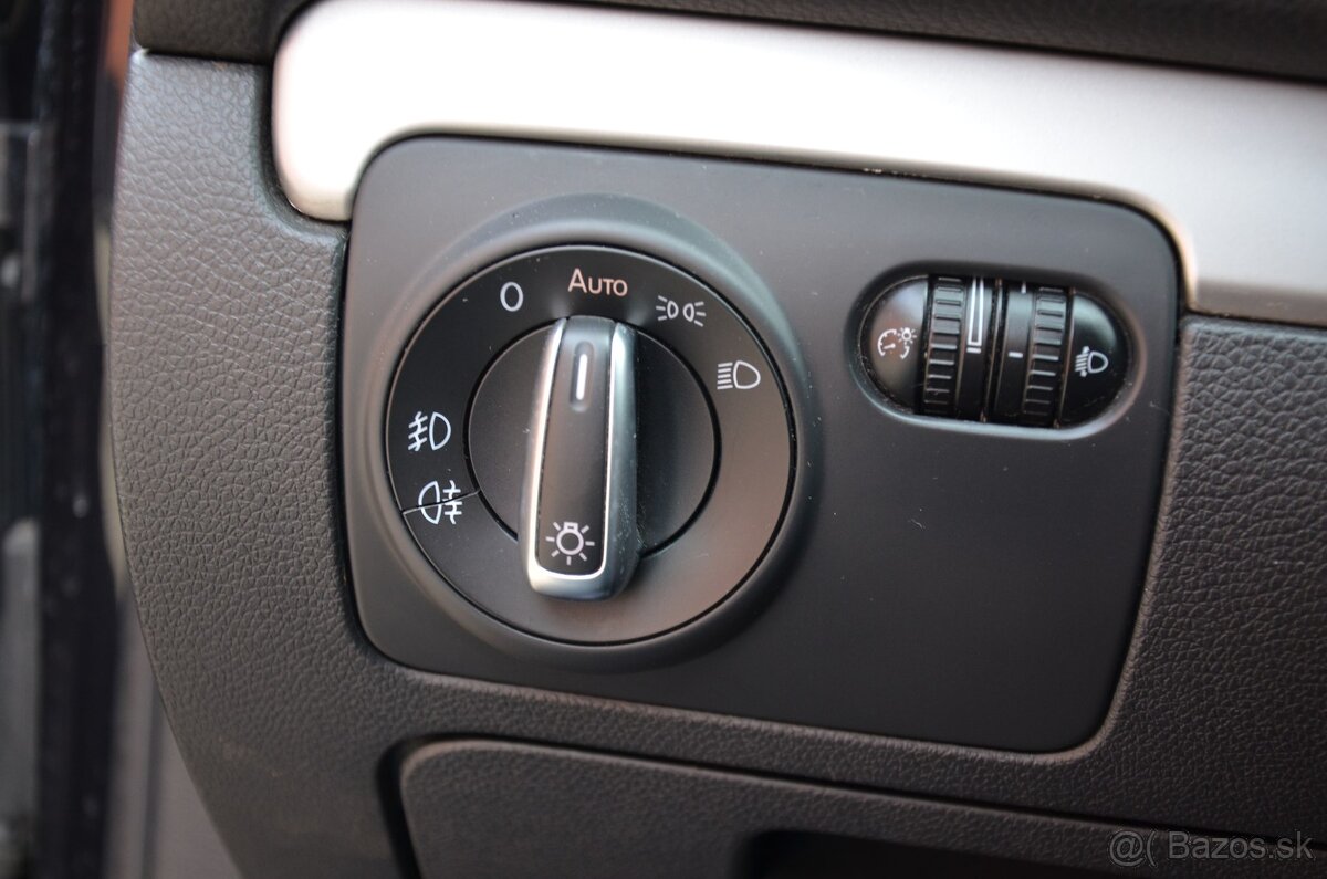 Volkswagen Golf 1,4 TSi Highline 90KW M6 - 16