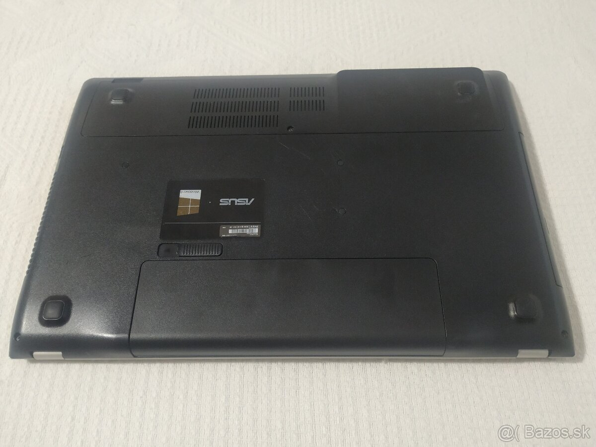 Asus. Intel i7. SSD 256 GB. 16GB.nVidia 8GB. Nová baterka. - 16