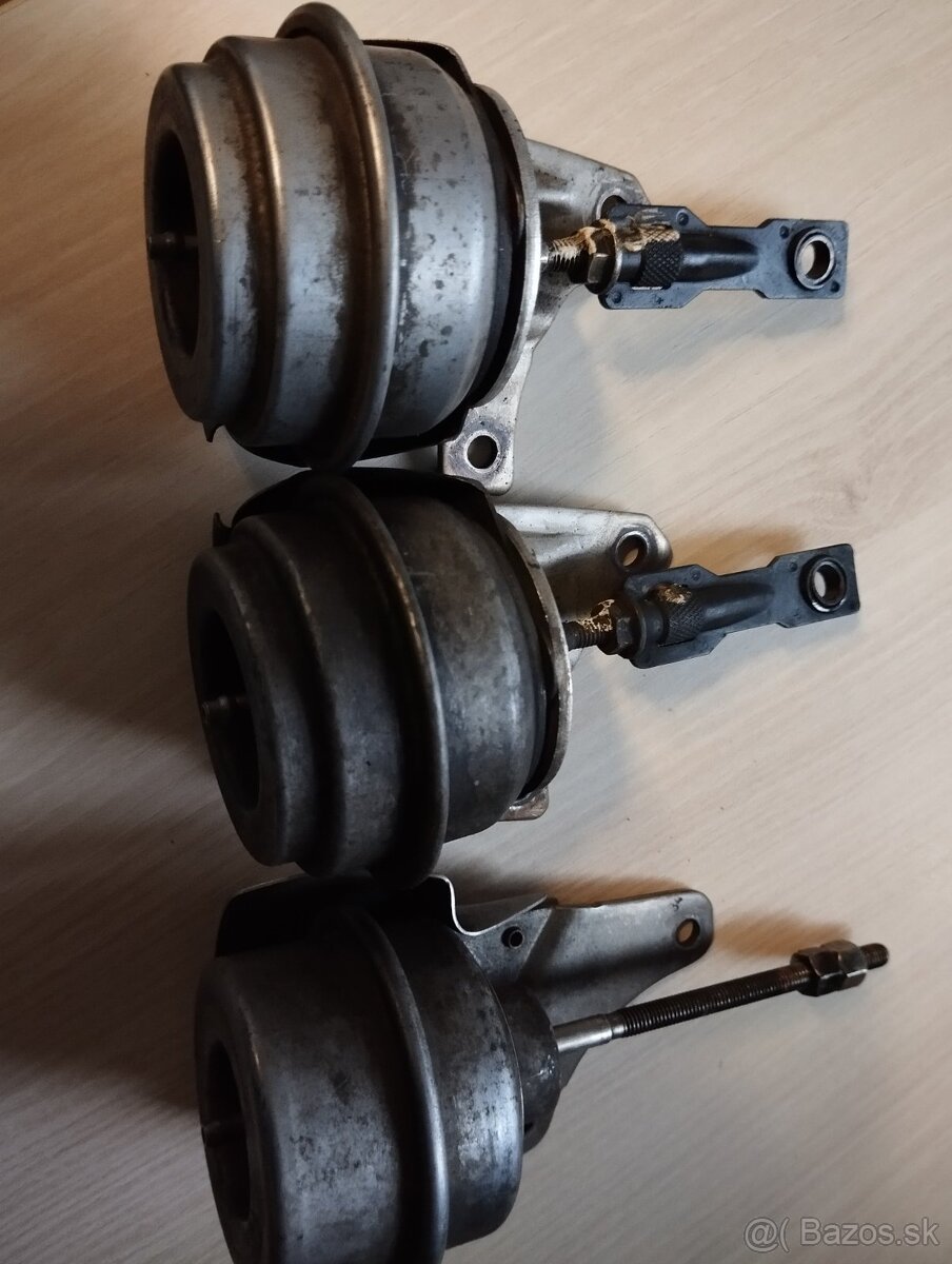 Skoda octavia 1 nahradne diely - 16