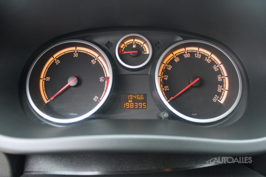 Opel Corsa 1,3 CDTi 55 kW - 16