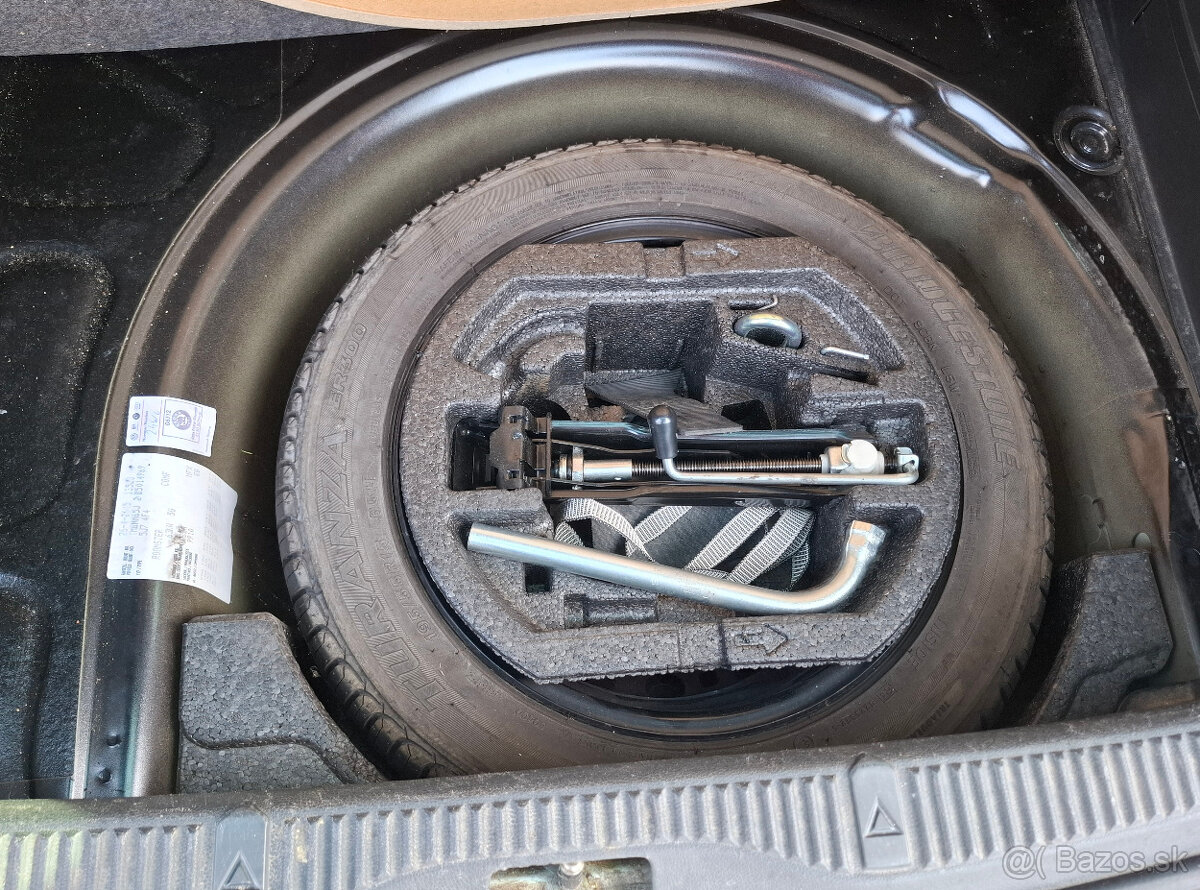 ŠKODA ROOMSTER 1,2 TSi r.v. 2010 - 16