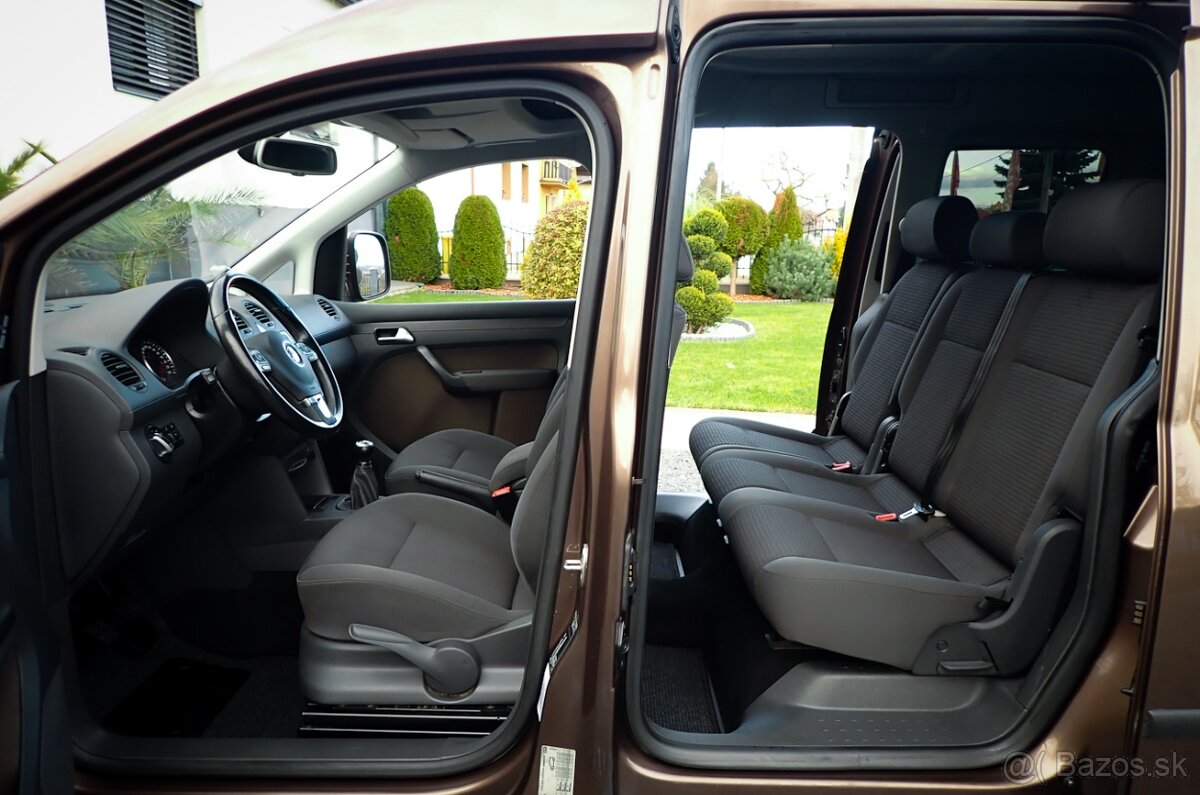 VOLKSWAGEN CADDY 2.0TDI 4x4 - 5MIEST - NAVI- VYHREV -ŤAŽNE - 16