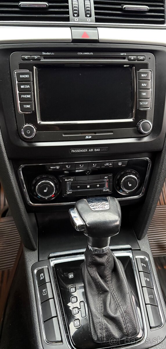 Škoda Superb Combi Scout 4x4 2.0 TDI 103kw DSG+ F1 2013 - 16