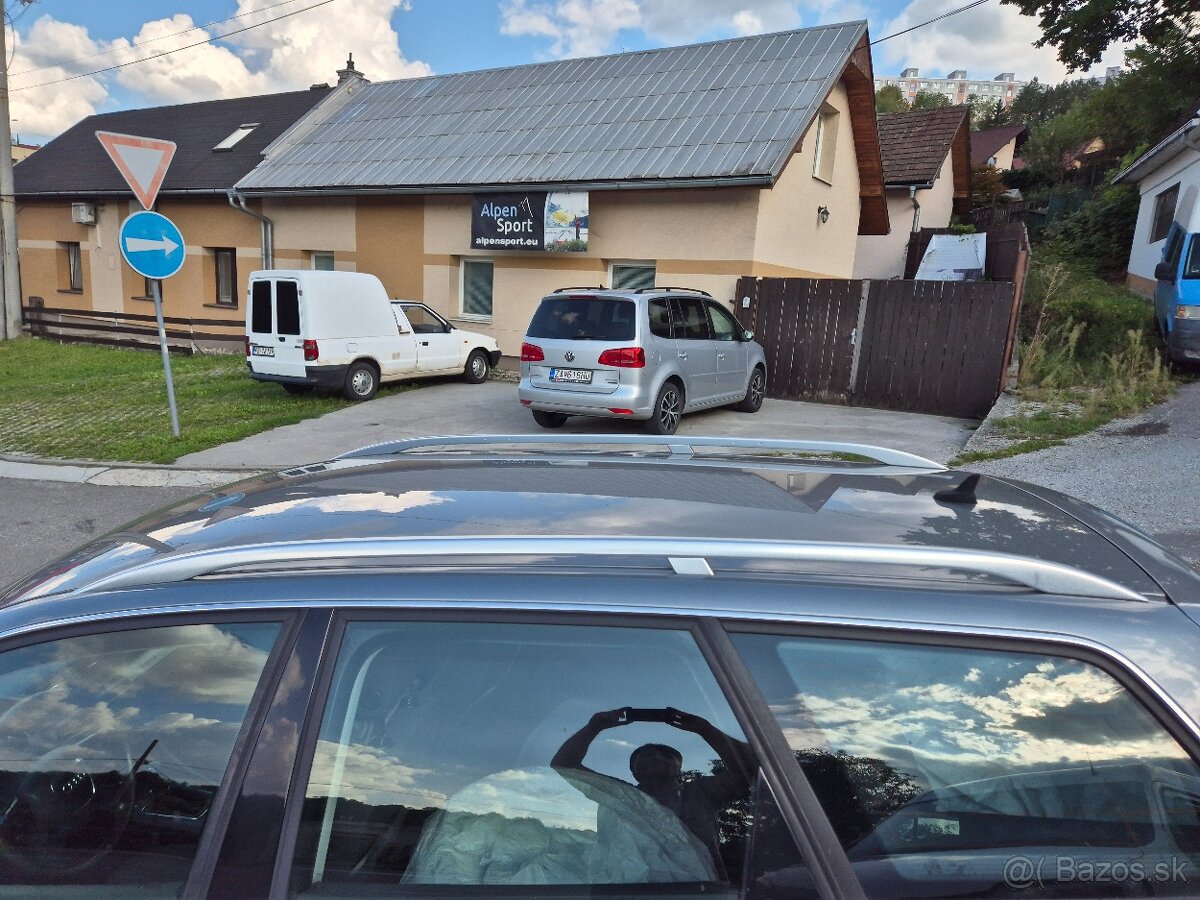 AUDI A4 AVANT QUATRO 2.0 TDi - 16