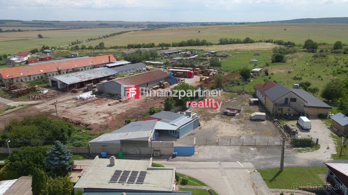 Exkluzívna príležitosť: priemyselný areál s 3 halami a kance - 16