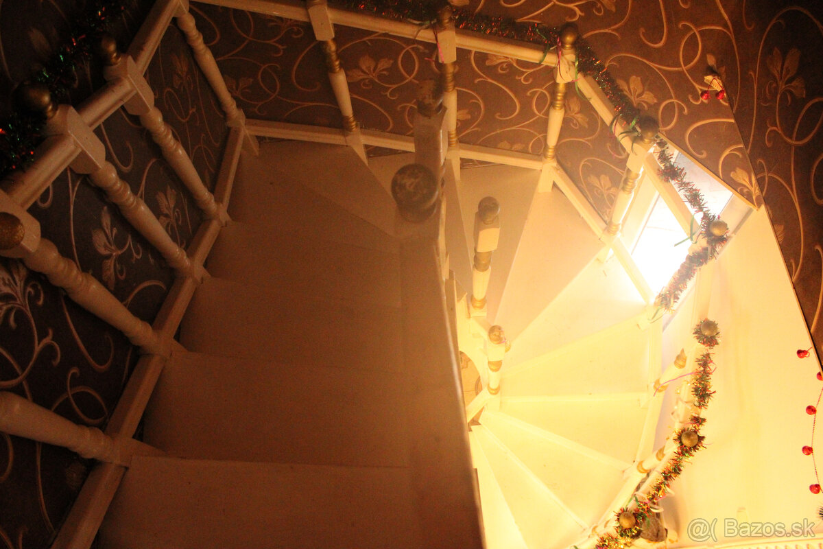 SPEKTRUM REALITY- Na predaj kompletne rekonštruovaný rodinný - 16