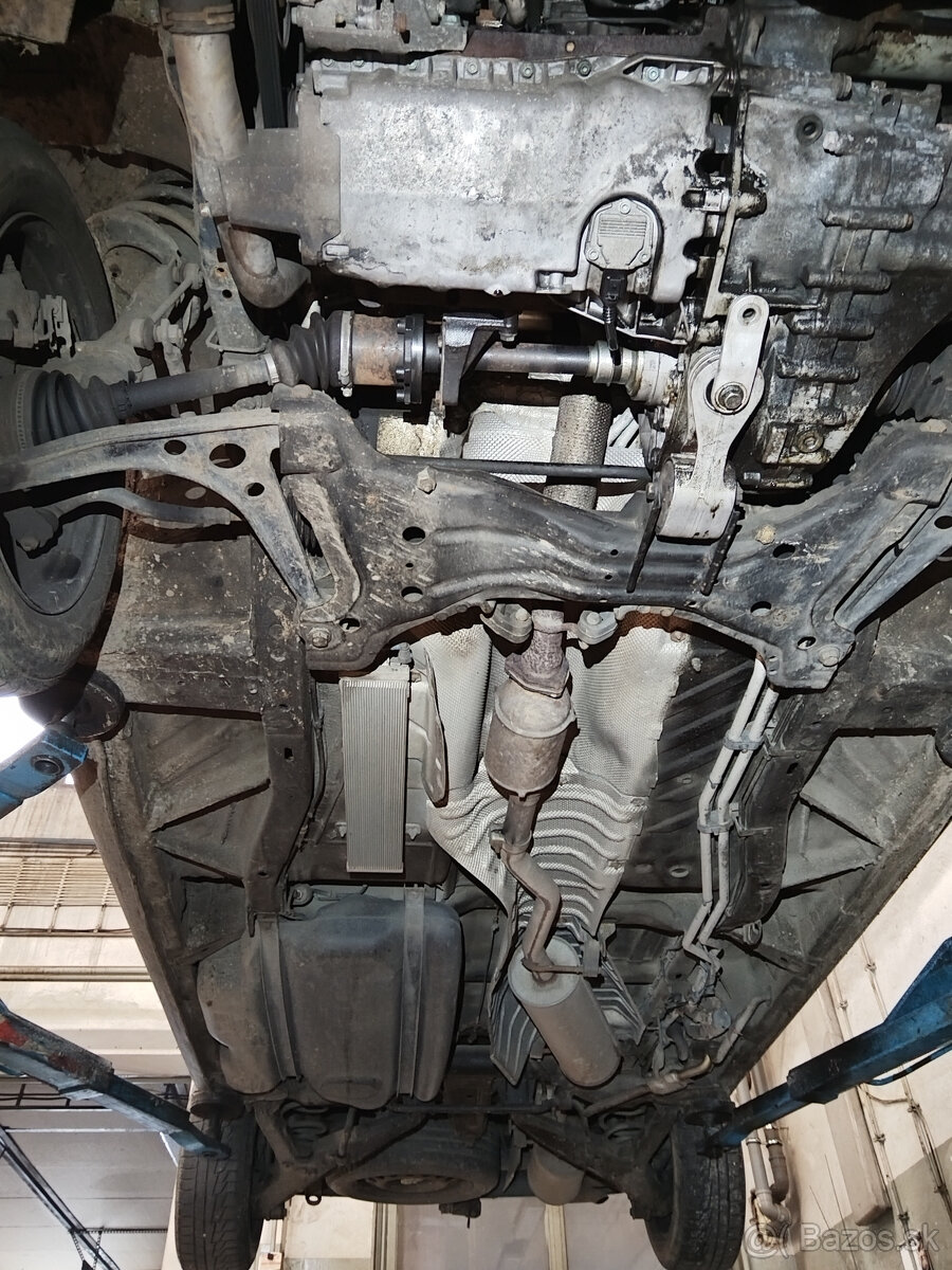 Ford Galaxi 1,9Tdi 85kw 2002 - 16