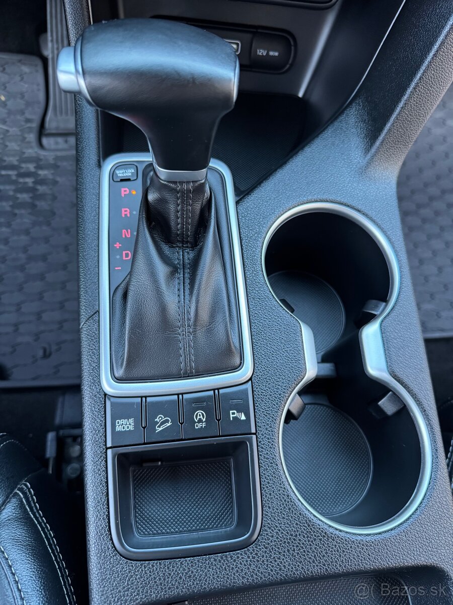 Kia Sportage 1.7 CRDi 7DCT 2WD Platinum - 16