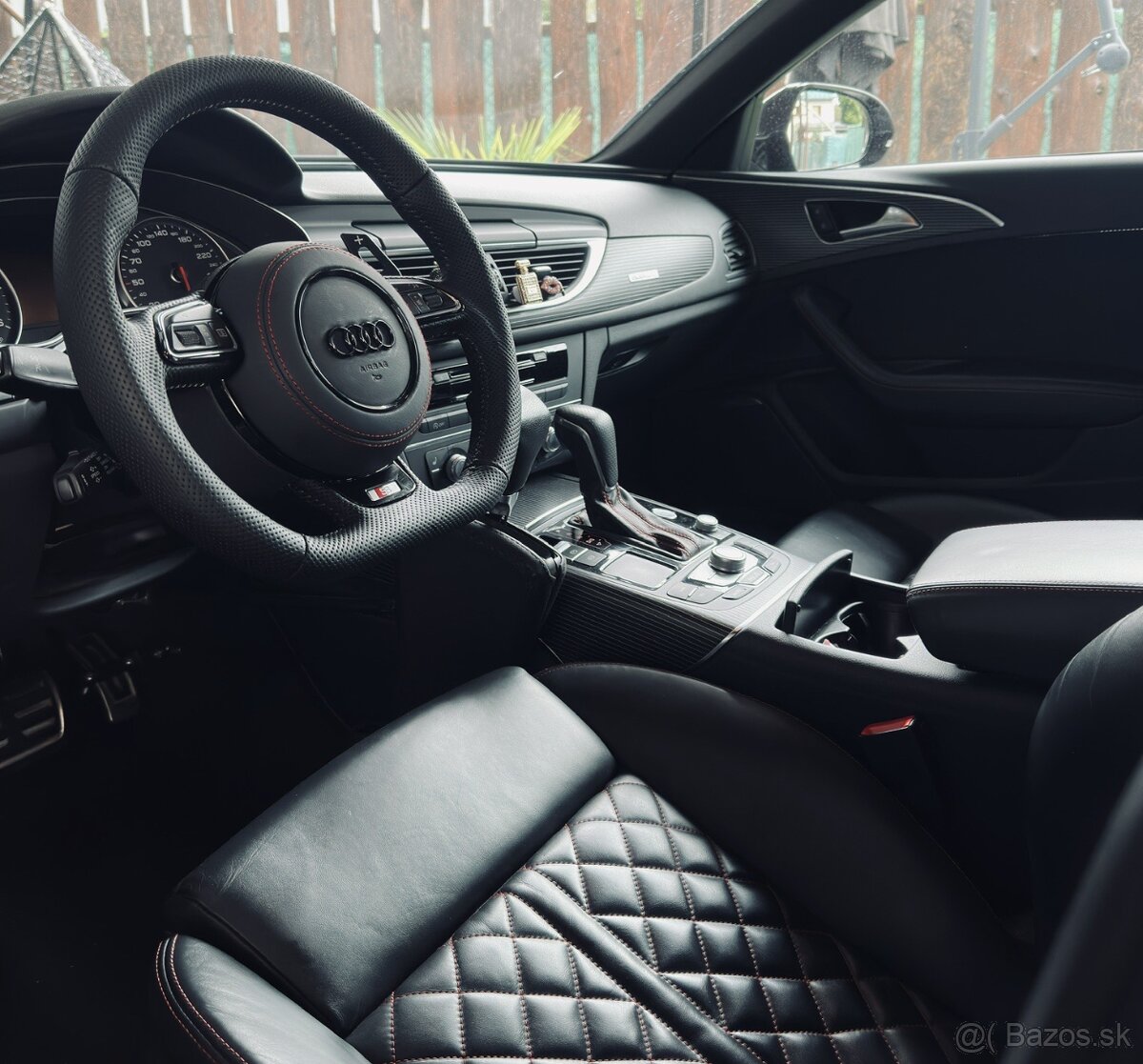 VOLANT AUDI KOŽENÝ PERFOROVANY CIERNE SITIE ZKOSENY - 16