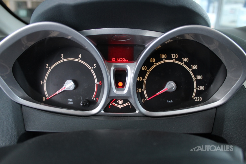 Ford Fiesta 1,25 i 60 kW - 16