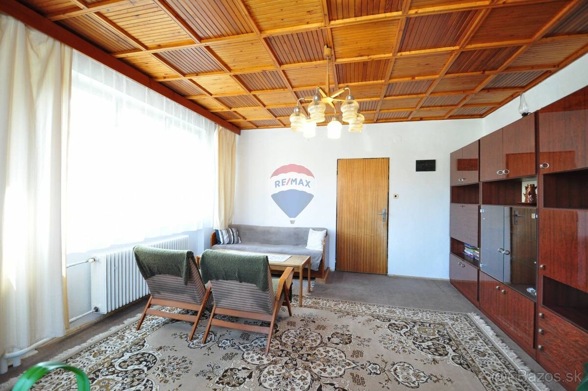 PREDAJ, Dvojgeneračný rodinný dom s potenciálom investície – - 16