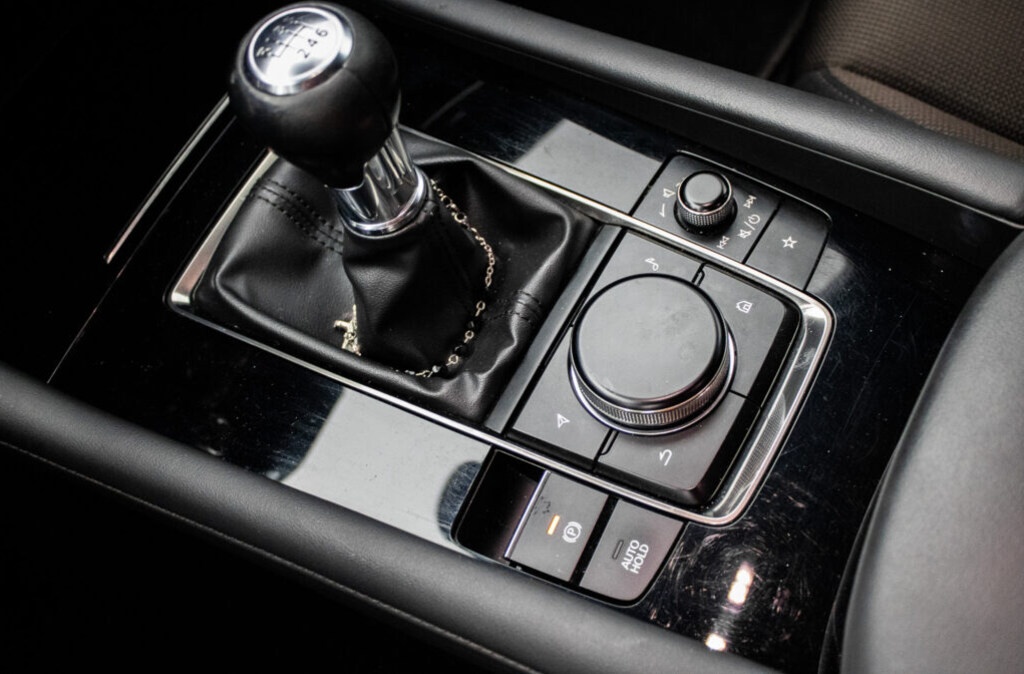 Mazda 3 90kW (2020). - 16